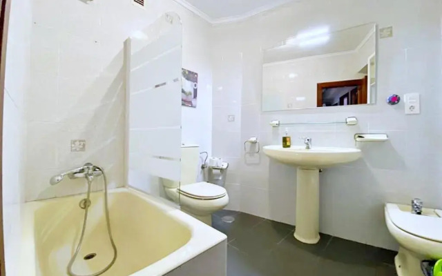 Apartamentos Milán 1 wifi y parking gratuito