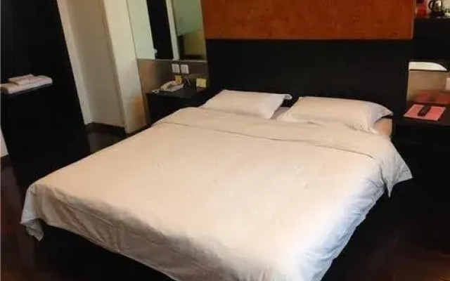 H Hotel