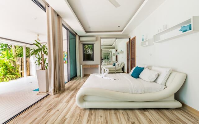 Отель Beachfront Villa вид на фасад