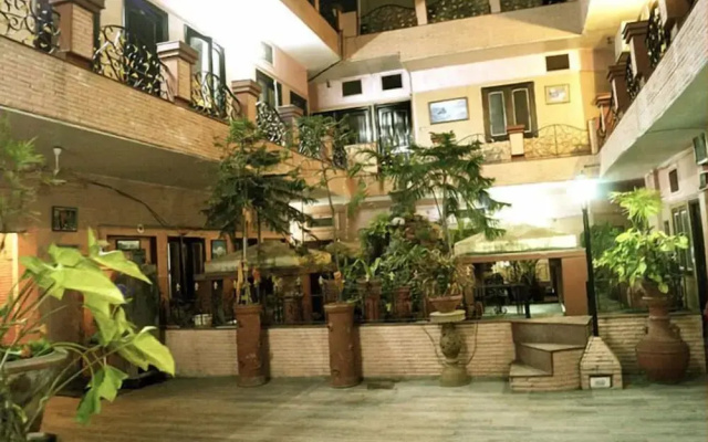 Hotel Shiraz Continental