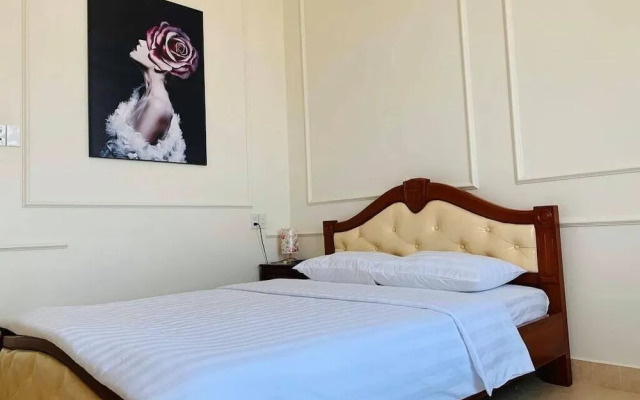 Elisa Hotel