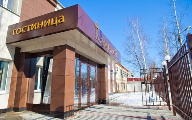 Гостиница Камелот в Калуге 1 отзыв об отеле, цены и фото номеров - забронировать гостиницу Камелот онлайн Калуга вид на фасад