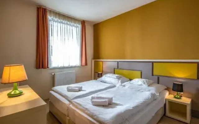 Termál Kemping Apartmanok és Bungalók