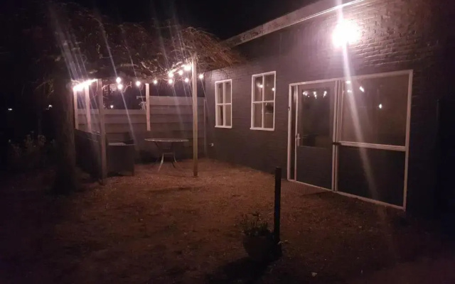 LUXE Bloemenzicht 4 personen, BnB, 10 minuten van zee