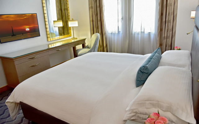 Gefinor Rotana Hotel