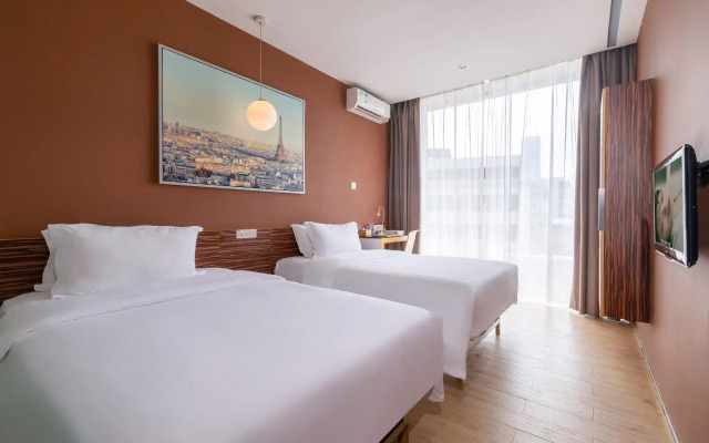 Colour Inn Shenzhen Dongmen Branch