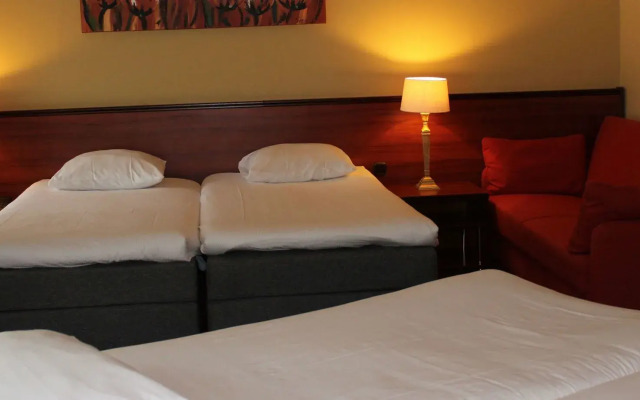 Parkhotel Tjaarda