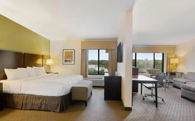 Antioch Hotel & Suites
