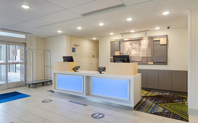 Holiday Inn Express & Suites Abingdon by IHG