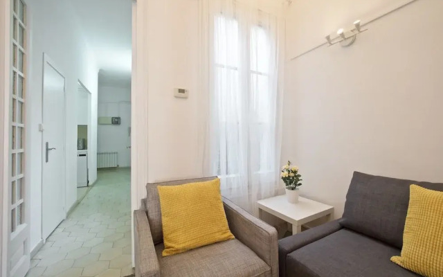 Gaudi Eixample Apartment