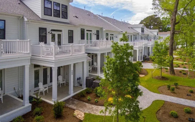 529 The Bayville House