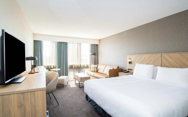 Sandman Hotel Montreal - Longueuil