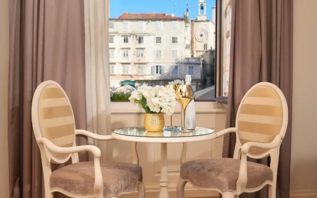 Piazza Heritage Hotel