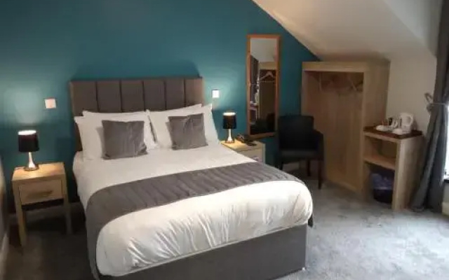 Standing Stones Lodge