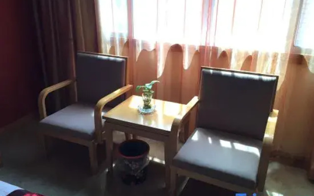Taishun Yideyuan Business Hotel