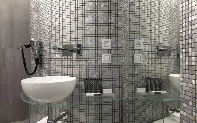 AHD Rooms