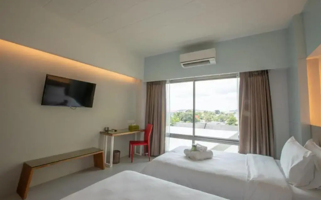 Glow Rattana Place Hotel