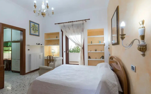 Villa Solare con piscina fronte mare