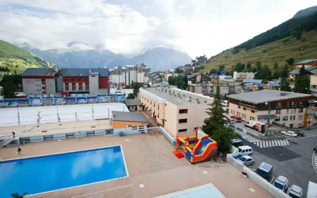 Appartement Les Deux Alpes, 1 pièce, 4 personnes - FR-1-348-199
