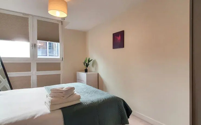 Flawless 1-bed Apartment in London City