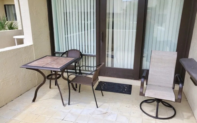 Island House B107 2 Bedroom Condo by RedAwning