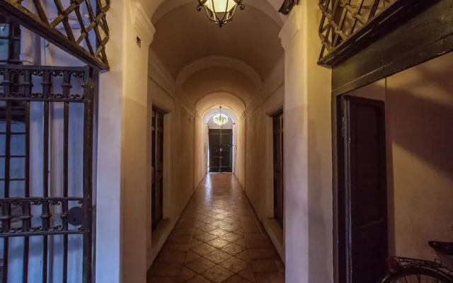 Pansé-luxury Flat in top Location/trevi's Fountain