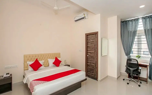 Super OYO Capital O 3 Square Near Sri Amruth Chithra Mandira