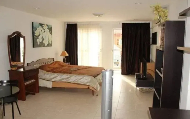 Monaa's Place