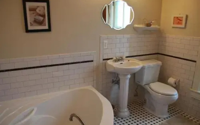 Salmon River B&B