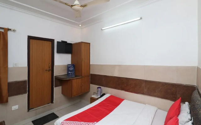 OYO 22396 Hotel Ashoka International