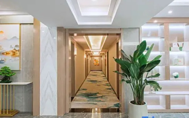 Hanyi Hotel (Lijiang Century Center)