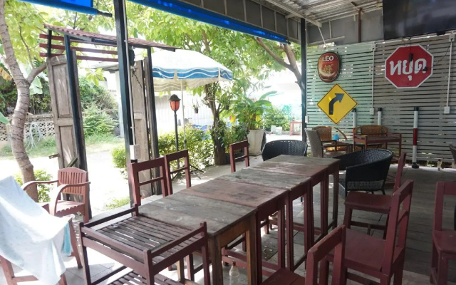 The Seat Hostel
