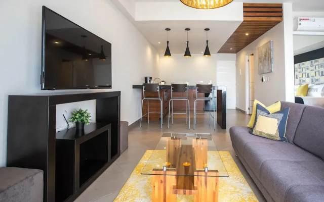 Honey B Suites
