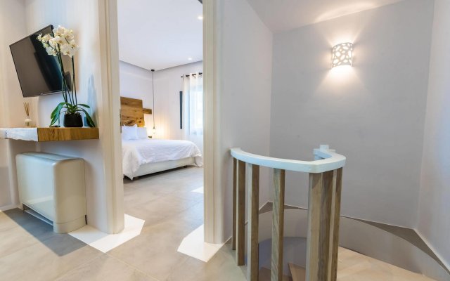 Portes Mykonos Suites & Villas 1