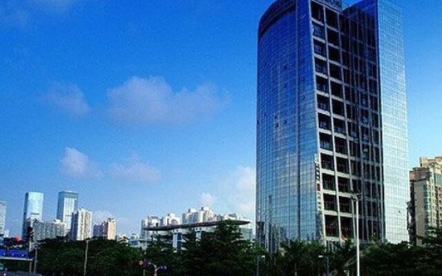 Отель Grand Skylight Garden Hotel Shenzhen Китай, Шэньчжэнь - отзывы, цены и фото номеров - забронировать отель Grand Skylight Garden Hotel Shenzhen онлайн вид на фасад