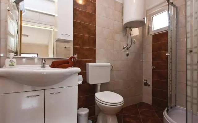 Apartment Nadalina 1072