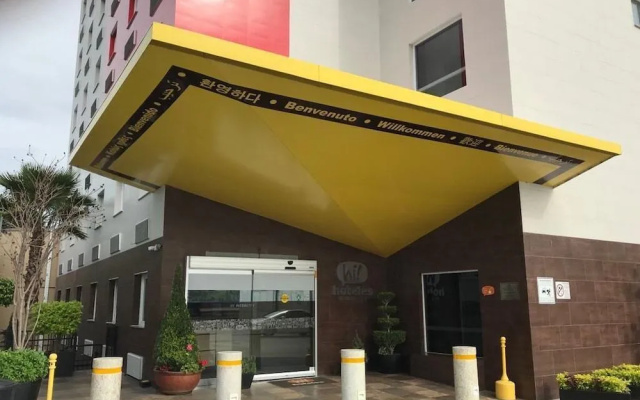 Hotel Hi Queretaro Centro