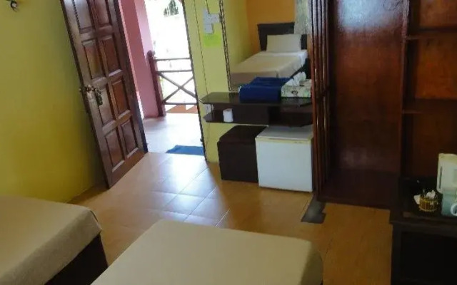 Babura Seaview Resort
