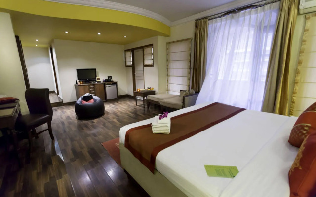 HM Suites & Studios