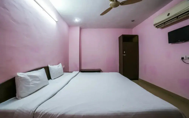 SPOT ON 36122 Hotel The Royal Plaza