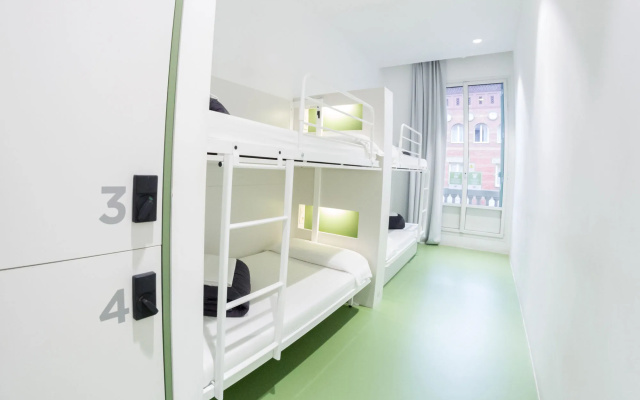 Sant Jordi Hostels Rock Palace