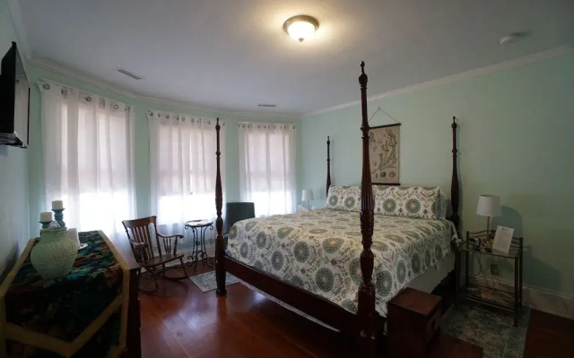 Sweet Tea Bed & Breakfast