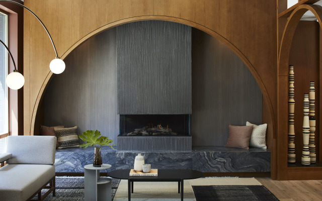 Kimpton Saint George by IHG