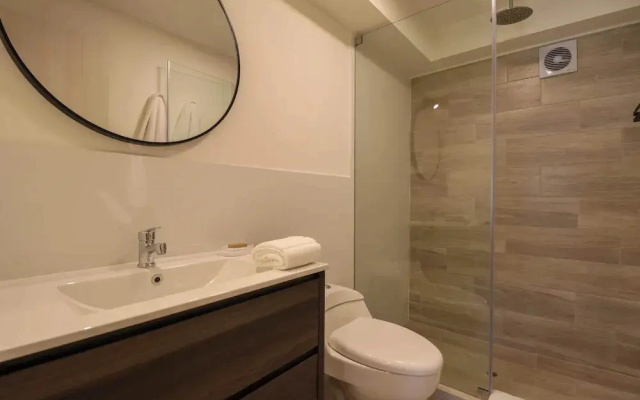w Beautiful 2BR w Balcony in Miraflores