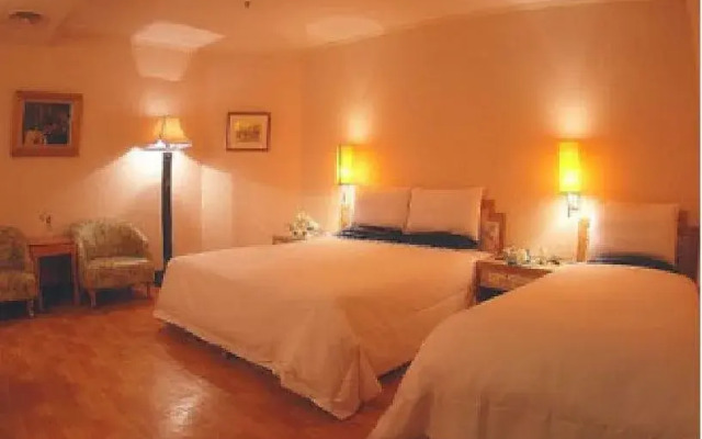 Asia Emperor Hotel