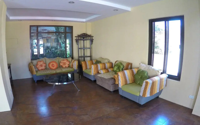 Ivory Hotel and Suites