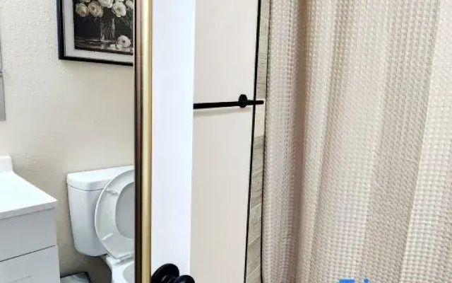 Toria Suites 920