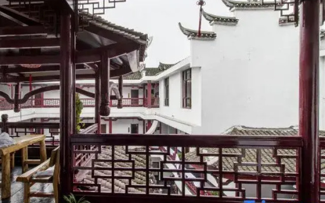Biancheng Gushi Theme Culture Hotel