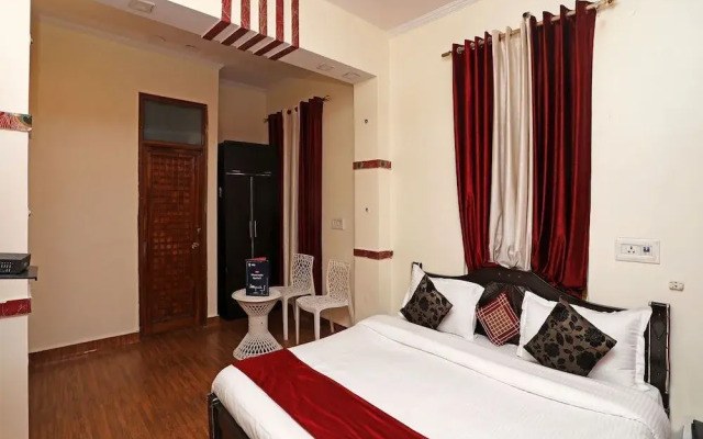 The Castle By OYO Rooms