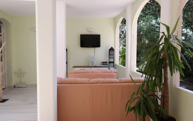 Hotel La Scogliera
